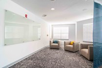The-Flats-at-Carrs-Hill-Apartments-Near-UGA-Study-Lounge-Seating