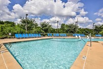 The-Flats-At-Carrs-Hill-Apartments-Water-Volleyball