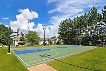River-Club-Apartments-Off-Campus-Apartments-Near-The-University-of-Georgia-Athens-Georgia-Basketball-Court